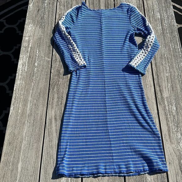 Lilly Pulitzer MEDIUM Marlowe Dress Beckon Blue White Breeze Stripe‎ 3/4 Sleeve - Picture 6 of 6